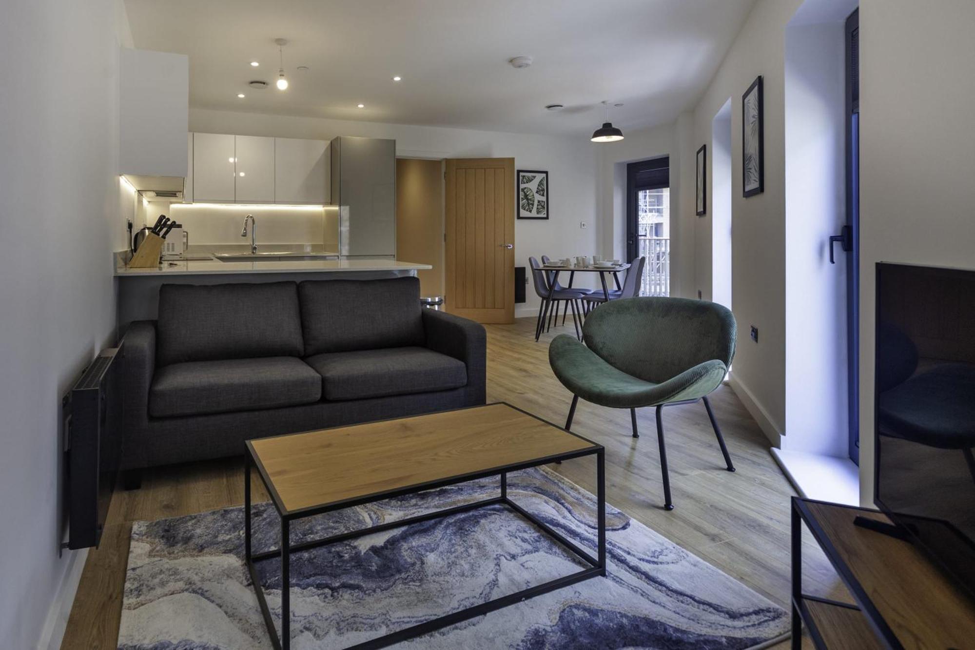 Fantastic 2 Bedroom In Ashford Apartment